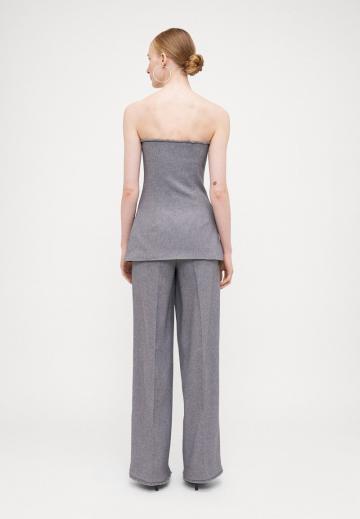 Длинный жилет