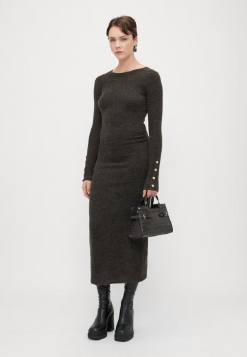 Платье футляр