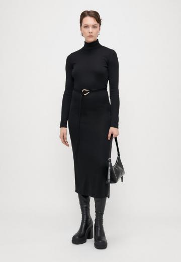 Платье футляр