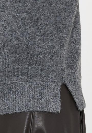 Пуловер без рукавов