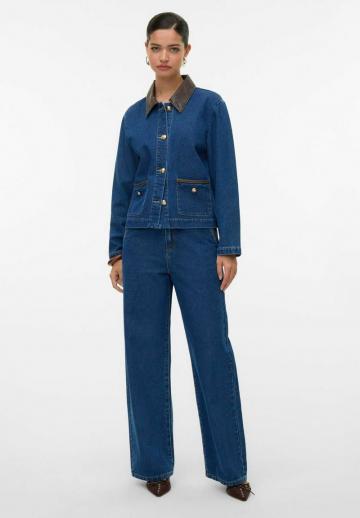 Джинсовый комбинезон