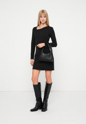 Короткое платье