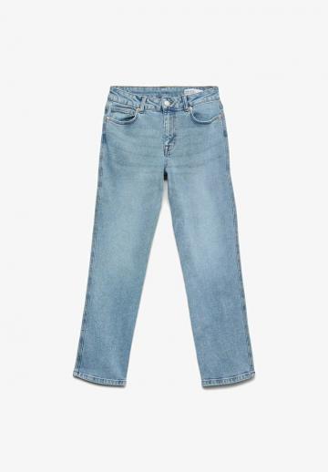 Свободные джинсы