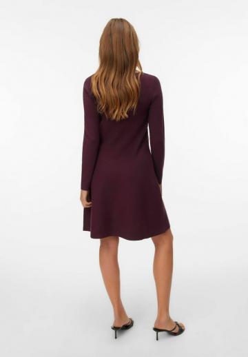 Вязаное платье