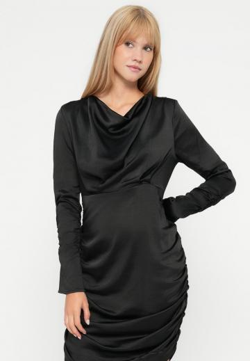 Короткое платье