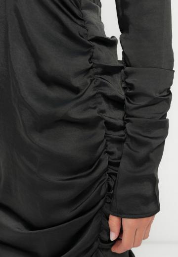 Короткое платье