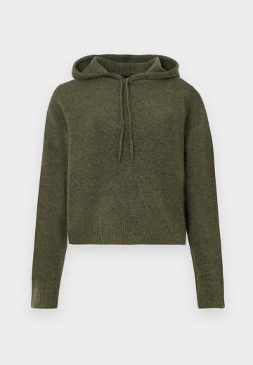 Пуловер с капюшоном