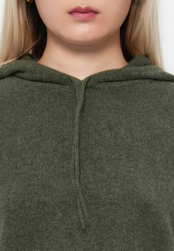 Пуловер с капюшоном