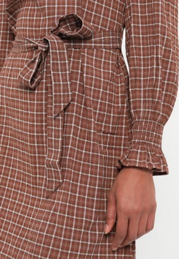 Короткое платье