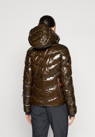 Спортивная куртка