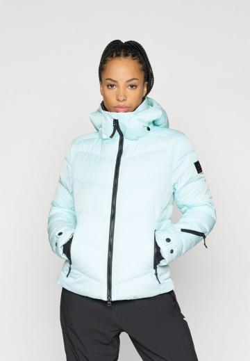 Спортивная куртка