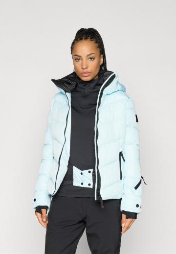 Спортивная куртка