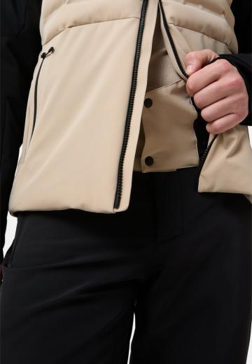 Сноубордическая куртка