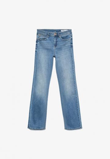 Свободные джинсы