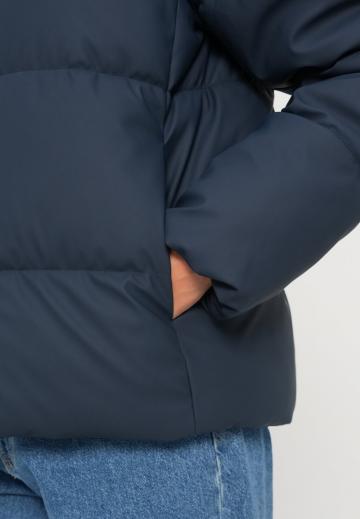 Зимняя куртка