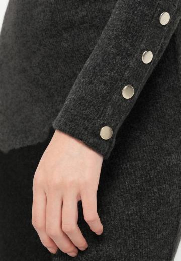 Вязаное платье