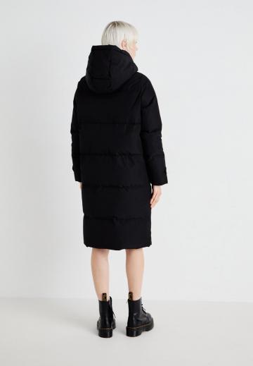 Пуховое пальто