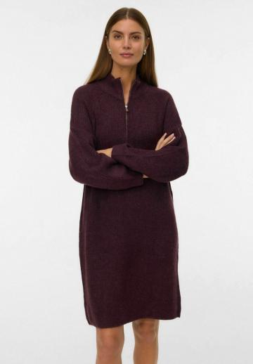 Вязаное платье