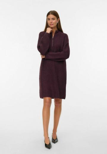 Вязаное платье