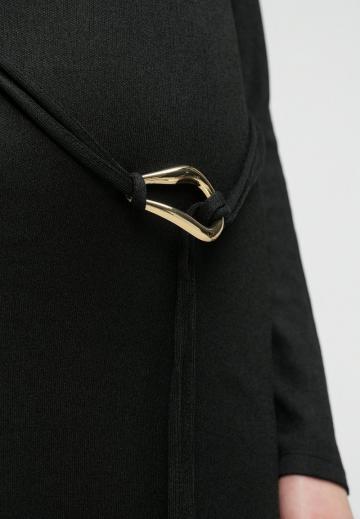 Вязаное платье