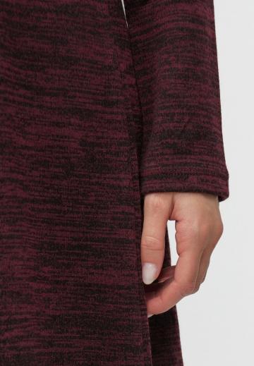 Вязаное платье