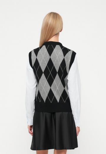 Пуловер без рукавов