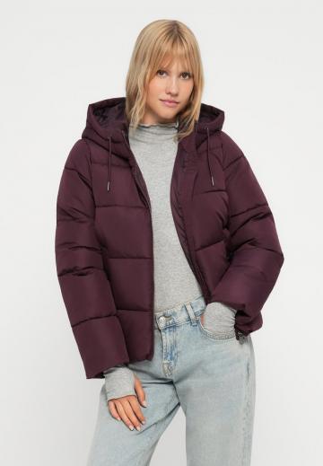 Короткая куртка