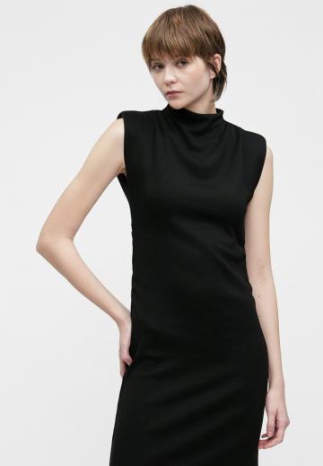 Короткое платье