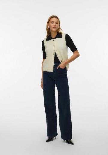 Джинсовая жилетка