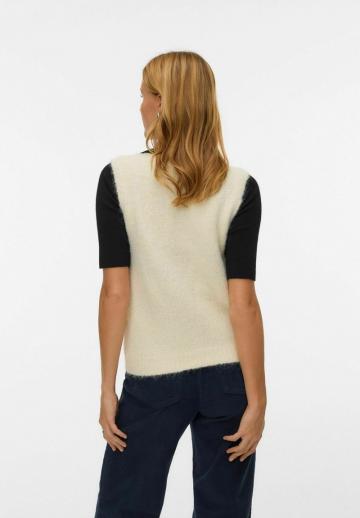 Джинсовая жилетка