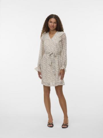 Короткое платье