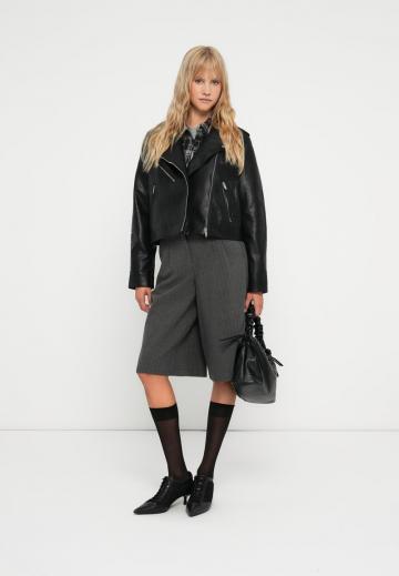 Кожаная куртка