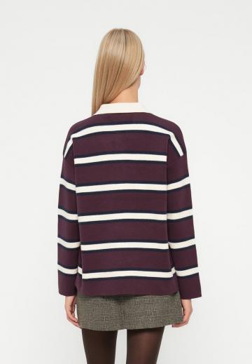 Пуловер с воротником поло