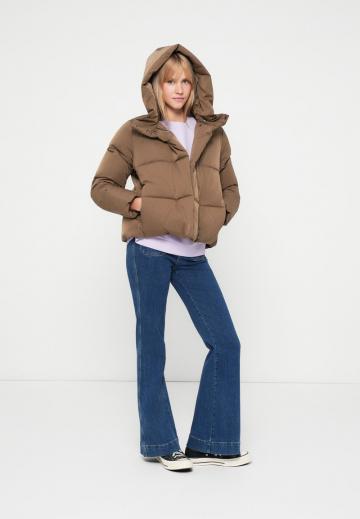 Зимняя куртка