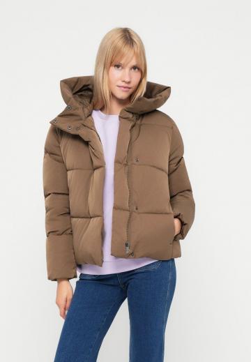 Зимняя куртка