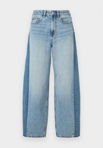 Свободные джинсы