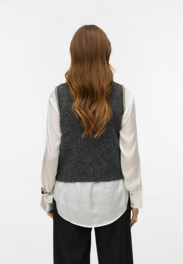 Пуловер без рукавов