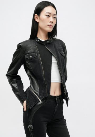 Джинсовая куртка