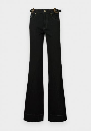 Клешеные джинсы