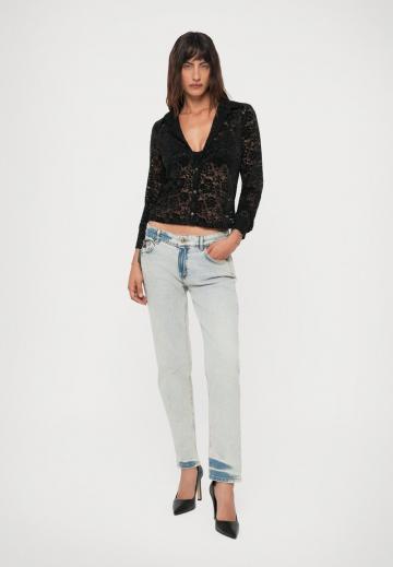 Кружевная блузка