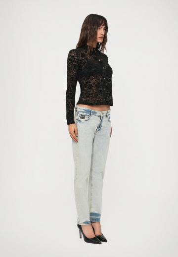 Кружевная блузка