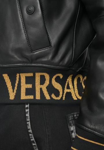 Куртка бомбер