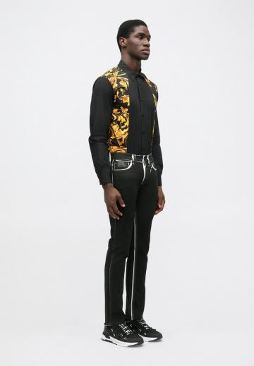 Узкие джинсы