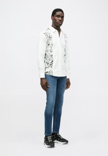 Узкие джинсы