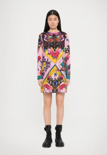 Короткое платье