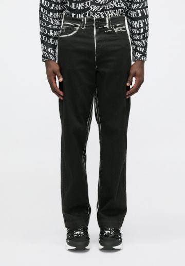 Прямые джинсы