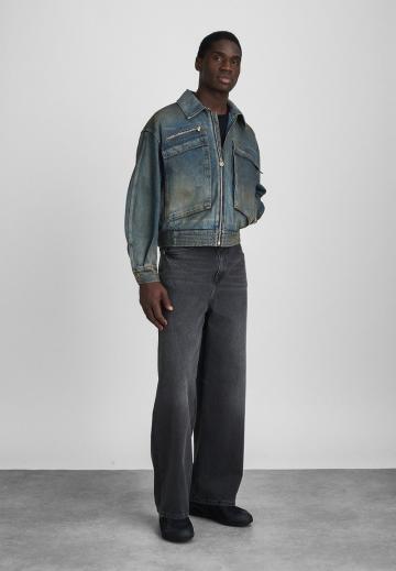 Джинсовая куртка