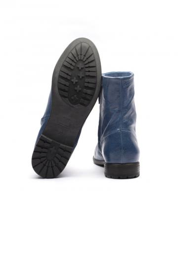 Полусапожки на высоком каблуке