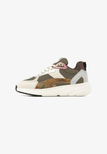 Гандбольные кроссовки