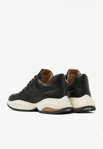 Гандбольные кроссовки